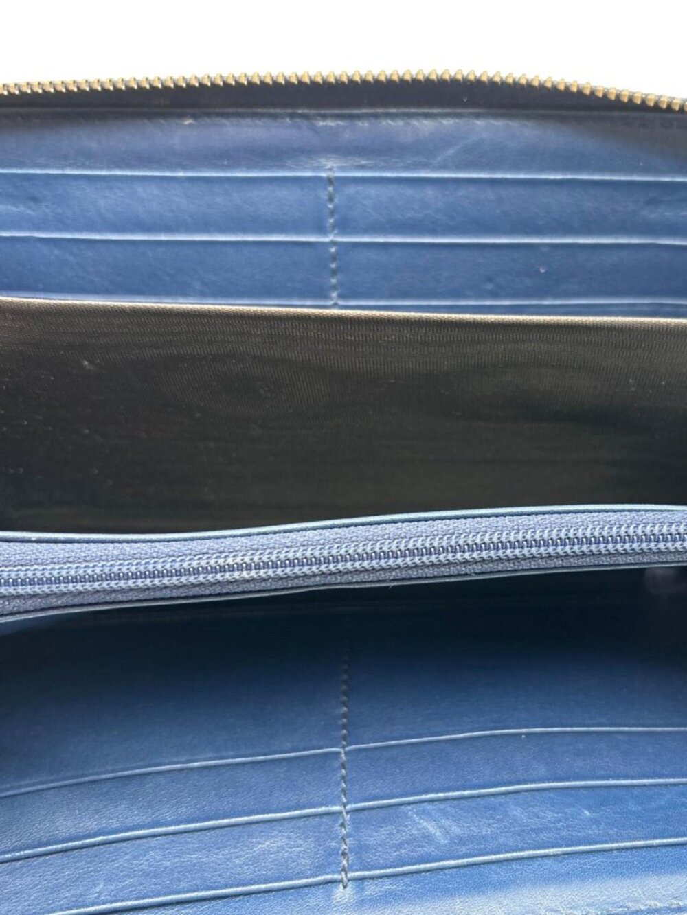 Gucci  Ghost Matelasse Leather Zippy Wallet Blue 448087 - Picture 12 of 15